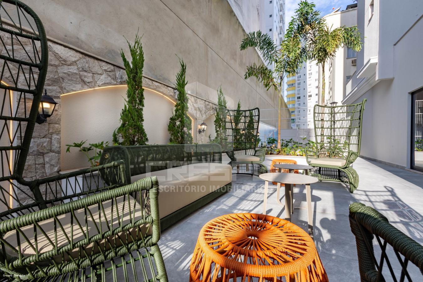Apartamento, 3 quartos, 130 m² - Foto 1