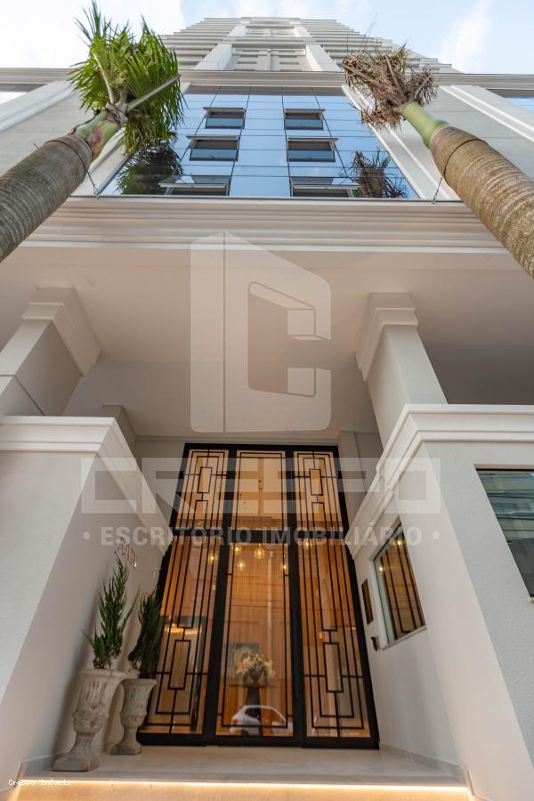 Apartamento, 3 quartos, 130 m² - Foto 2