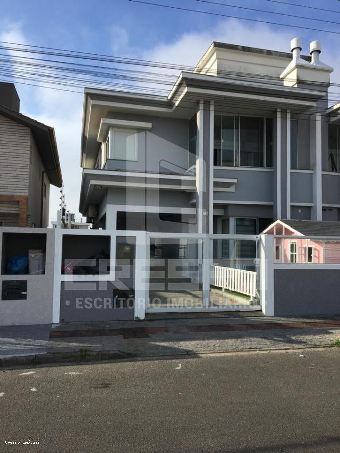 Casa, 3 quartos, 250 m² - Foto 1