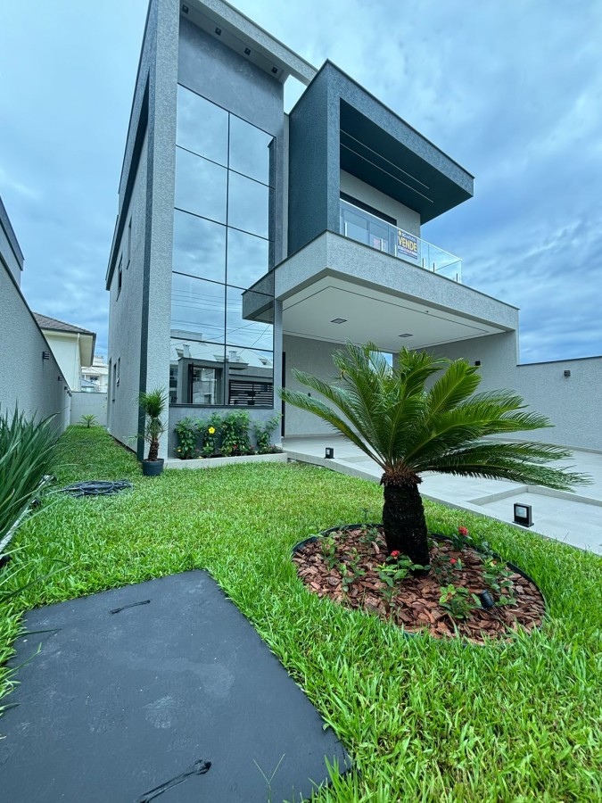 Casa, 3 quartos, 206 m² - Foto 1